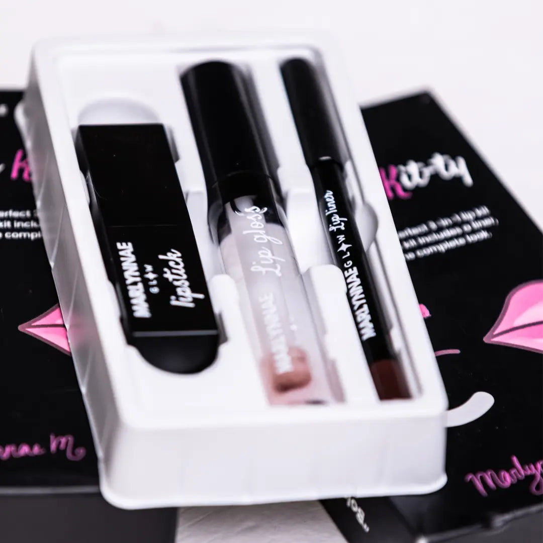 Pretty Lip Kit-ty