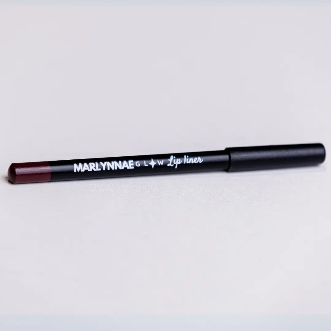 Pretty Lip Kit-ty